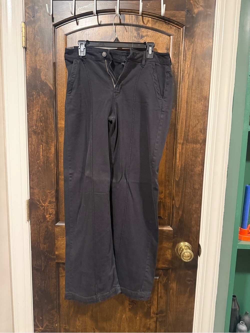 American Eagle Outfitters Black Stretch Jeans with Gold-Tone Zipper